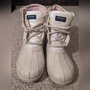 Sperry winter boots, iridescent w/ pink lining. Size 5